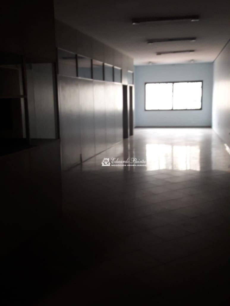 Prédio Inteiro para alugar, 680m² - Foto 22