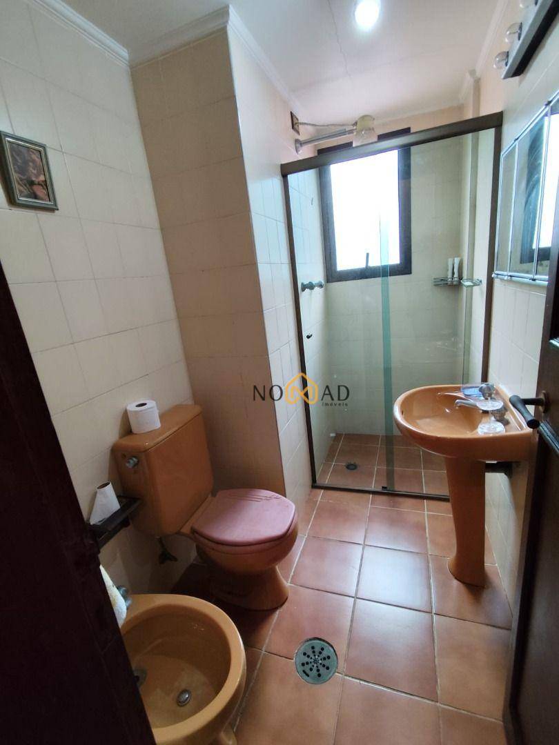 Apartamento para alugar com 2 quartos, 90m² - Foto 15