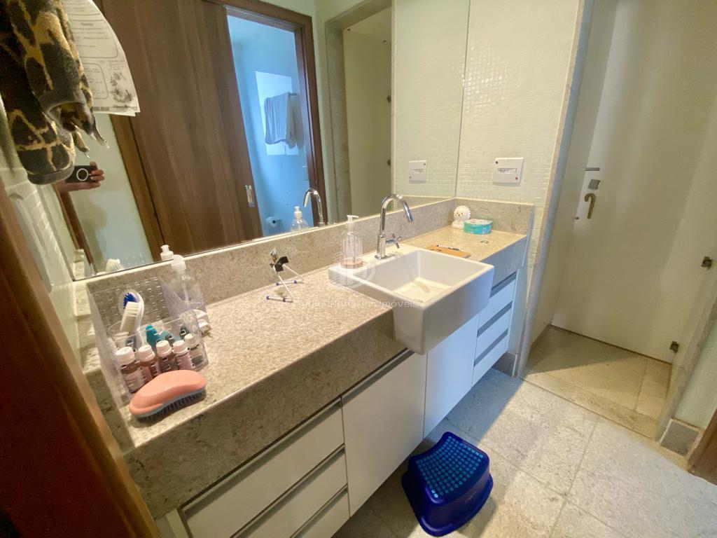 Apartamento à venda com 4 quartos, 160m² - Foto 24