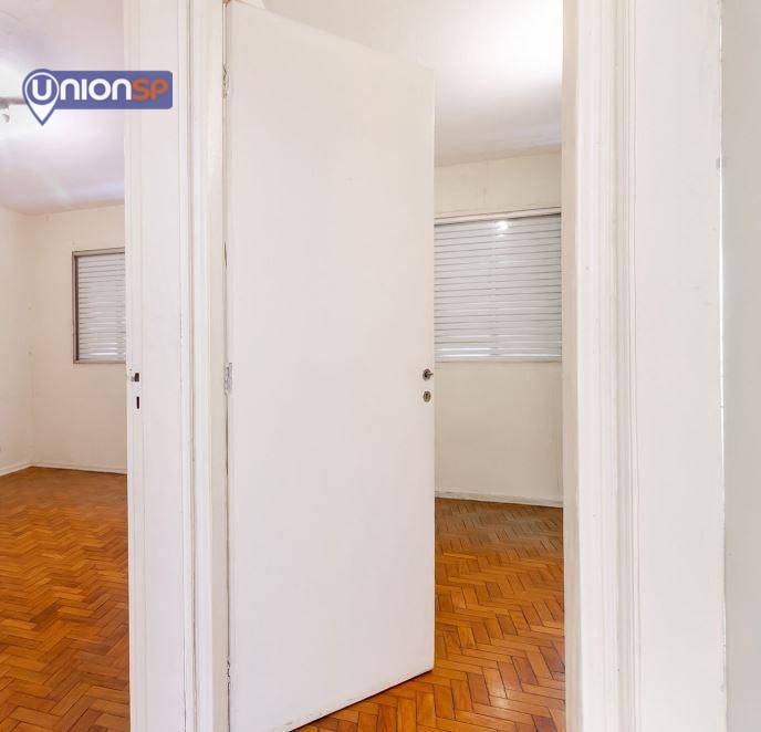 Apartamento à venda com 2 quartos, 77m² - Foto 9