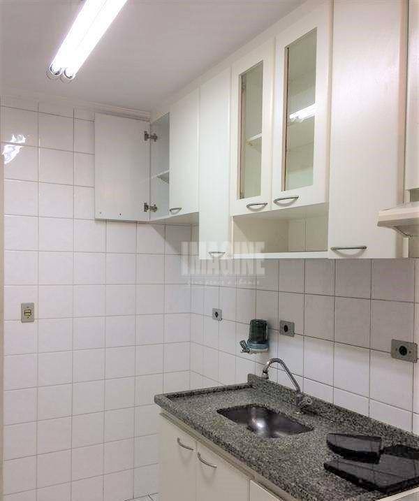 Apartamento à venda com 2 quartos, 56m² - Foto 7