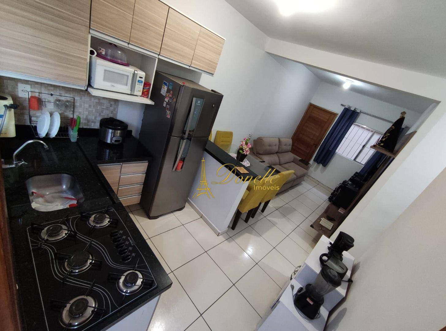 Casa à venda com 3 quartos, 99m² - Foto 10