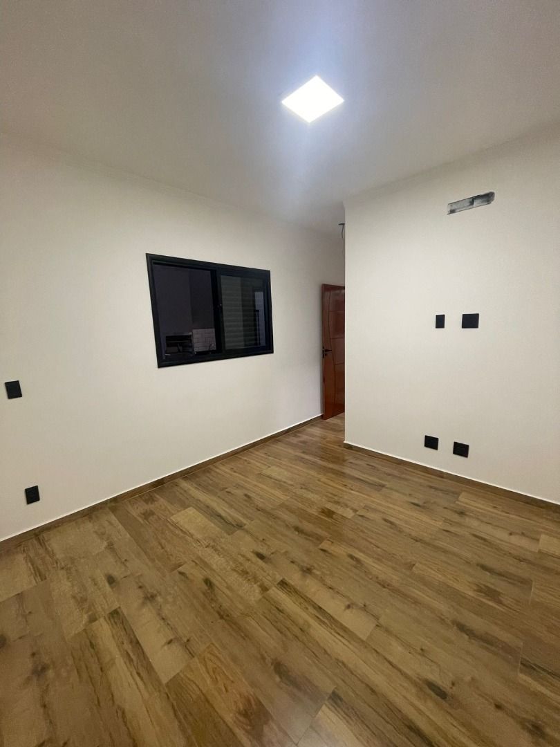 Casa à venda com 3 quartos, 86m² - Foto 13