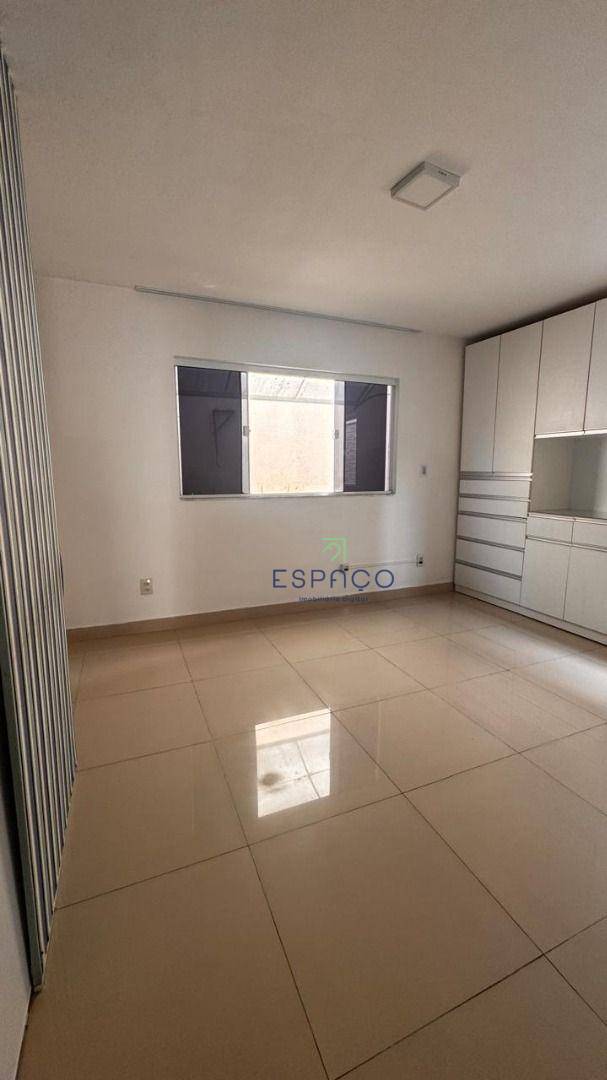 Casa de Condomínio à venda com 4 quartos, 160m² - Foto 13