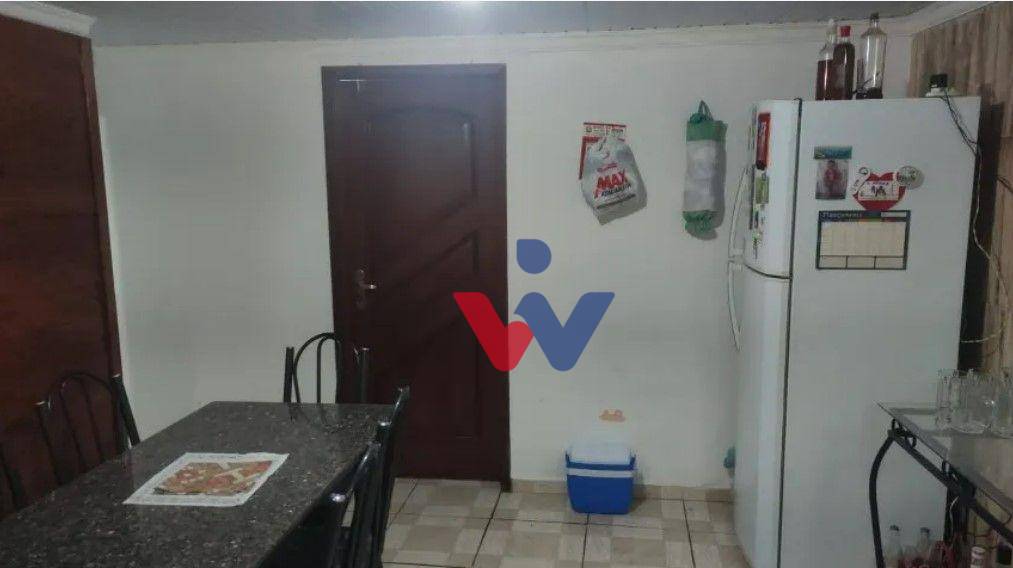 Casa à venda com 3 quartos, 75m² - Foto 12