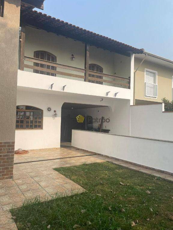 Sobrado à venda com 6 quartos, 327m² - Foto 19