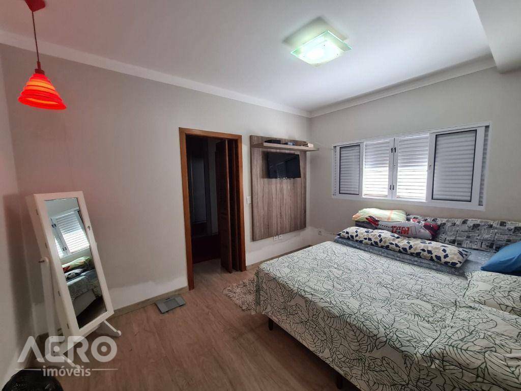 Casa de Condomínio à venda com 3 quartos, 200m² - Foto 17