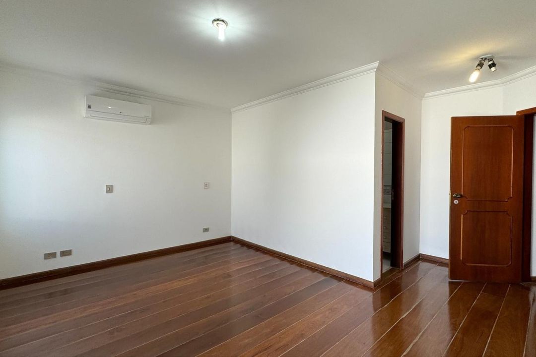 Casa de Condomínio à venda com 3 quartos, 360m² - Foto 12