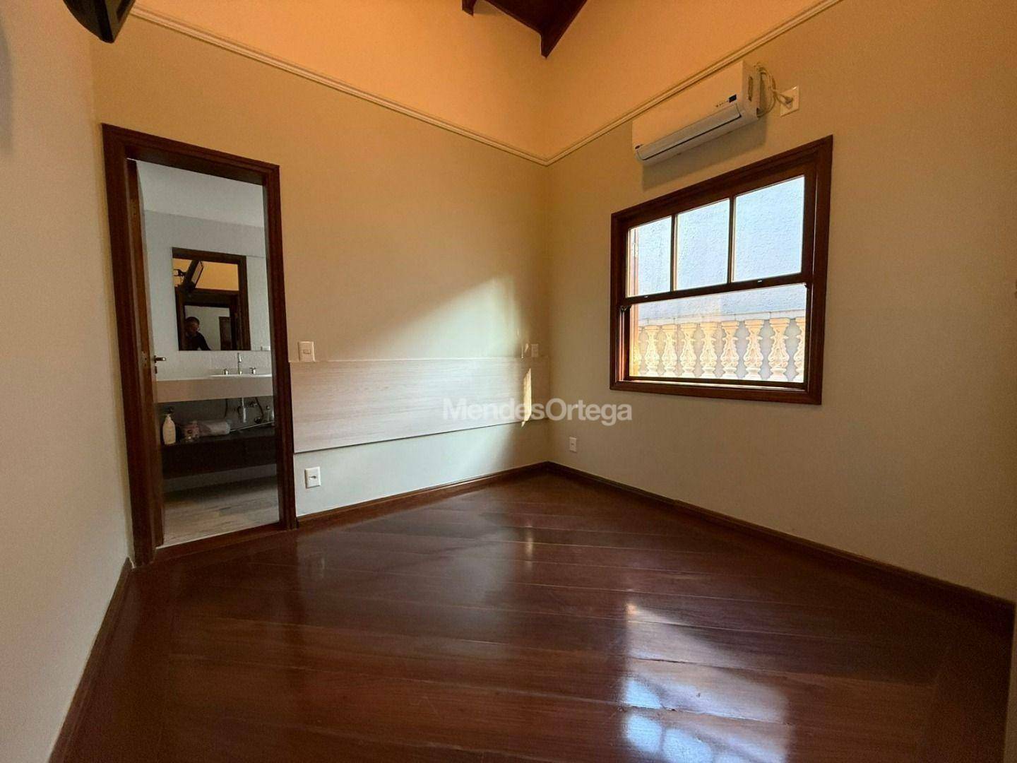 Casa de Condomínio à venda com 3 quartos, 300m² - Foto 15