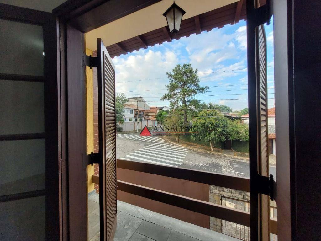 Casa à venda com 4 quartos, 267m² - Foto 12