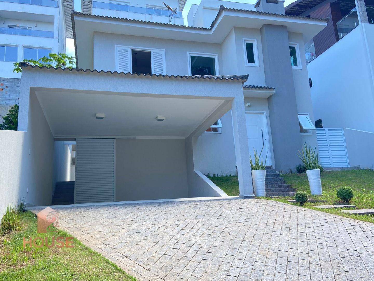 Casa de Condomínio à venda com 3 quartos, 340m² - Foto 3