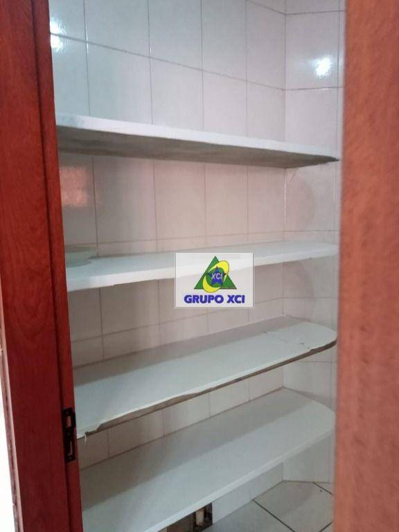 Casa de Condomínio à venda com 3 quartos, 350m² - Foto 35