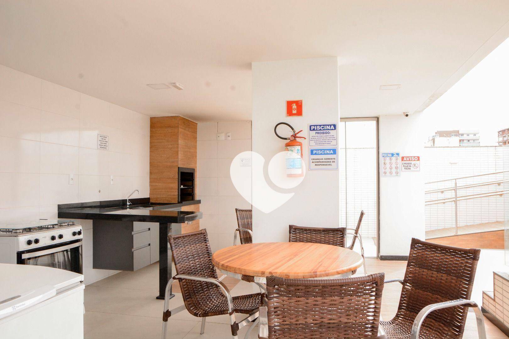 Apartamento à venda com 3 quartos, 99m² - Foto 17