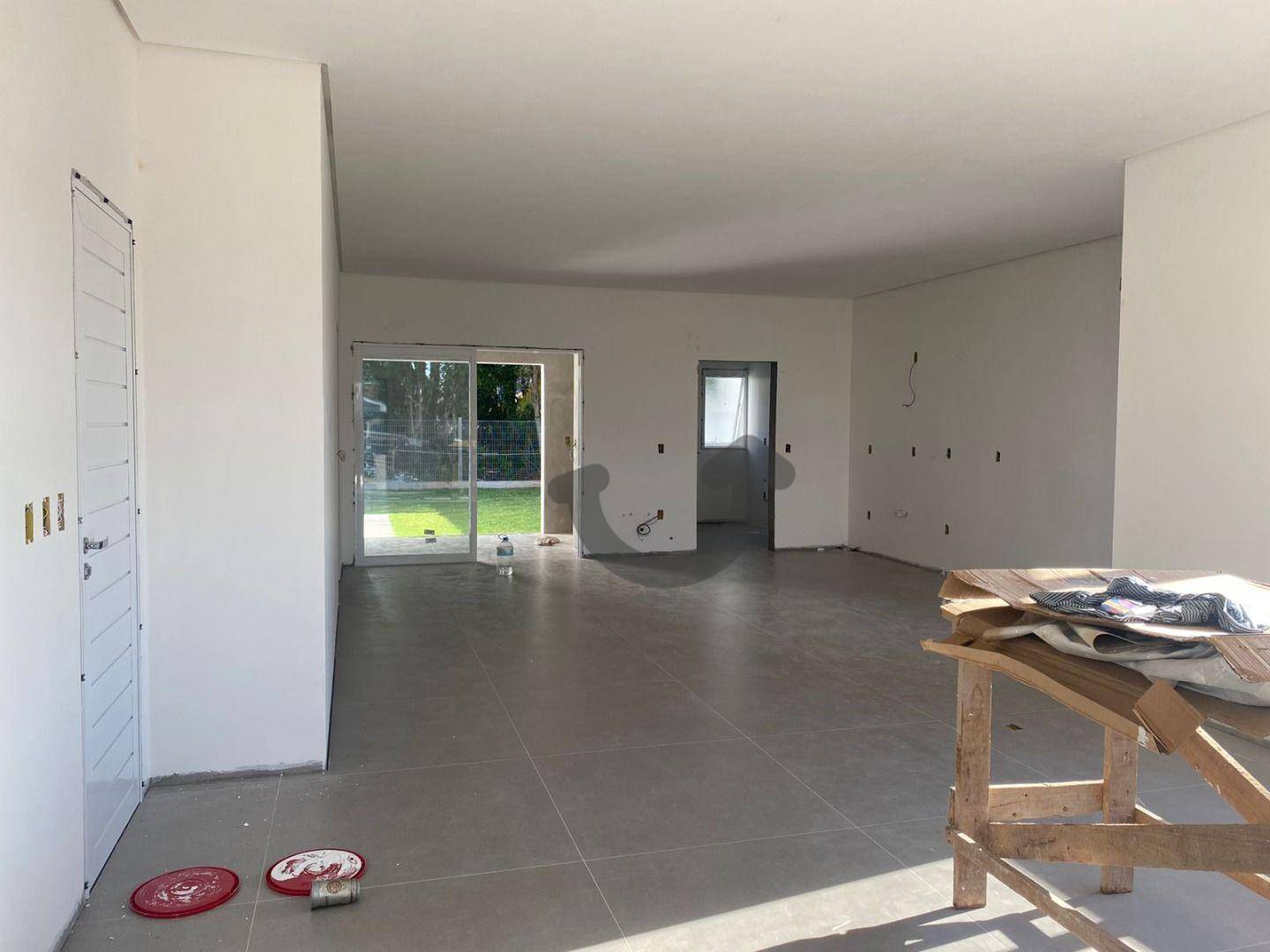 Casa de Condomínio à venda com 3 quartos, 165m² - Foto 4