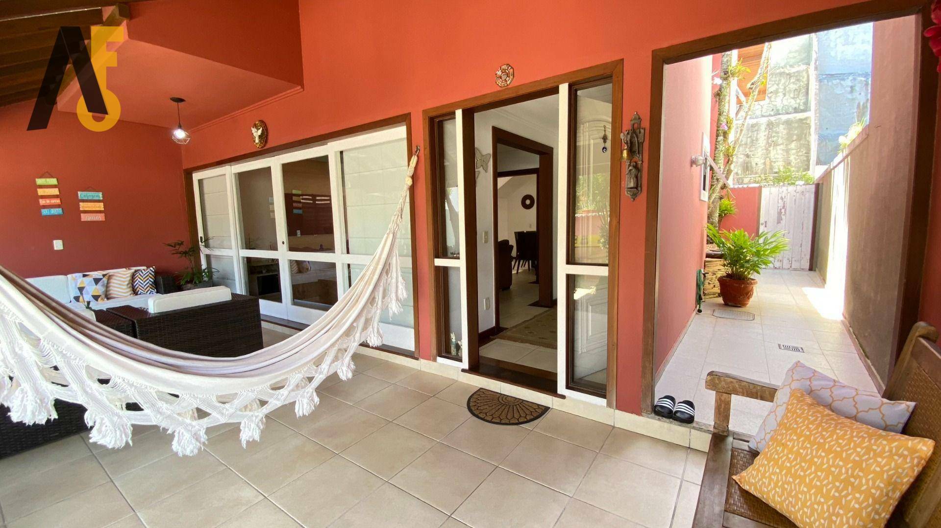 Casa de Condomínio à venda com 3 quartos, 259m² - Foto 9