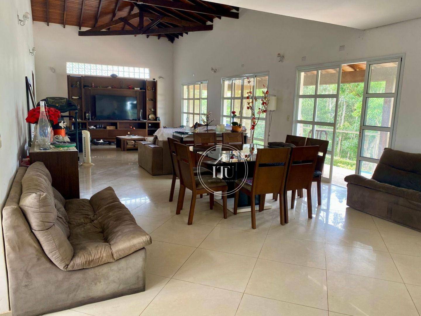 Chácara à venda e aluguel com 6 quartos, 800m² - Foto 2