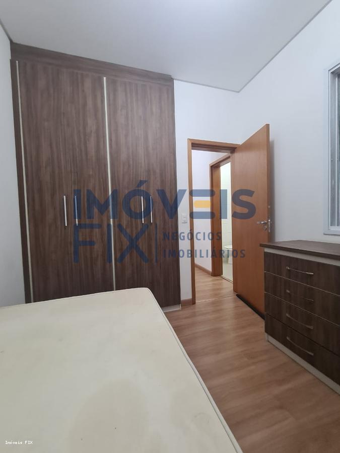 Apartamento à venda com 3 quartos, 104m² - Foto 13