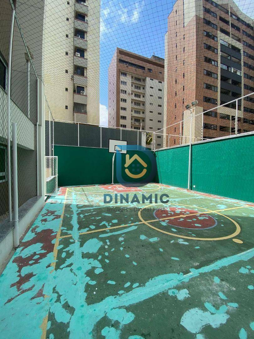 Apartamento à venda com 3 quartos, 260m² - Foto 11