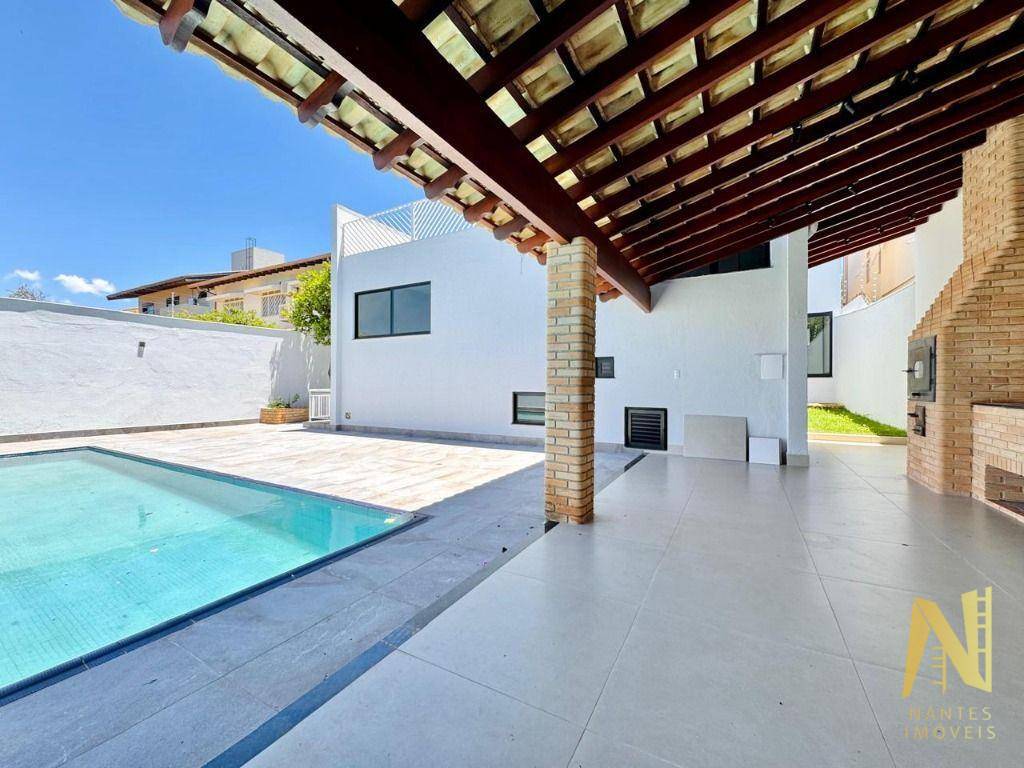 Casa à venda com 6 quartos, 467m² - Foto 1