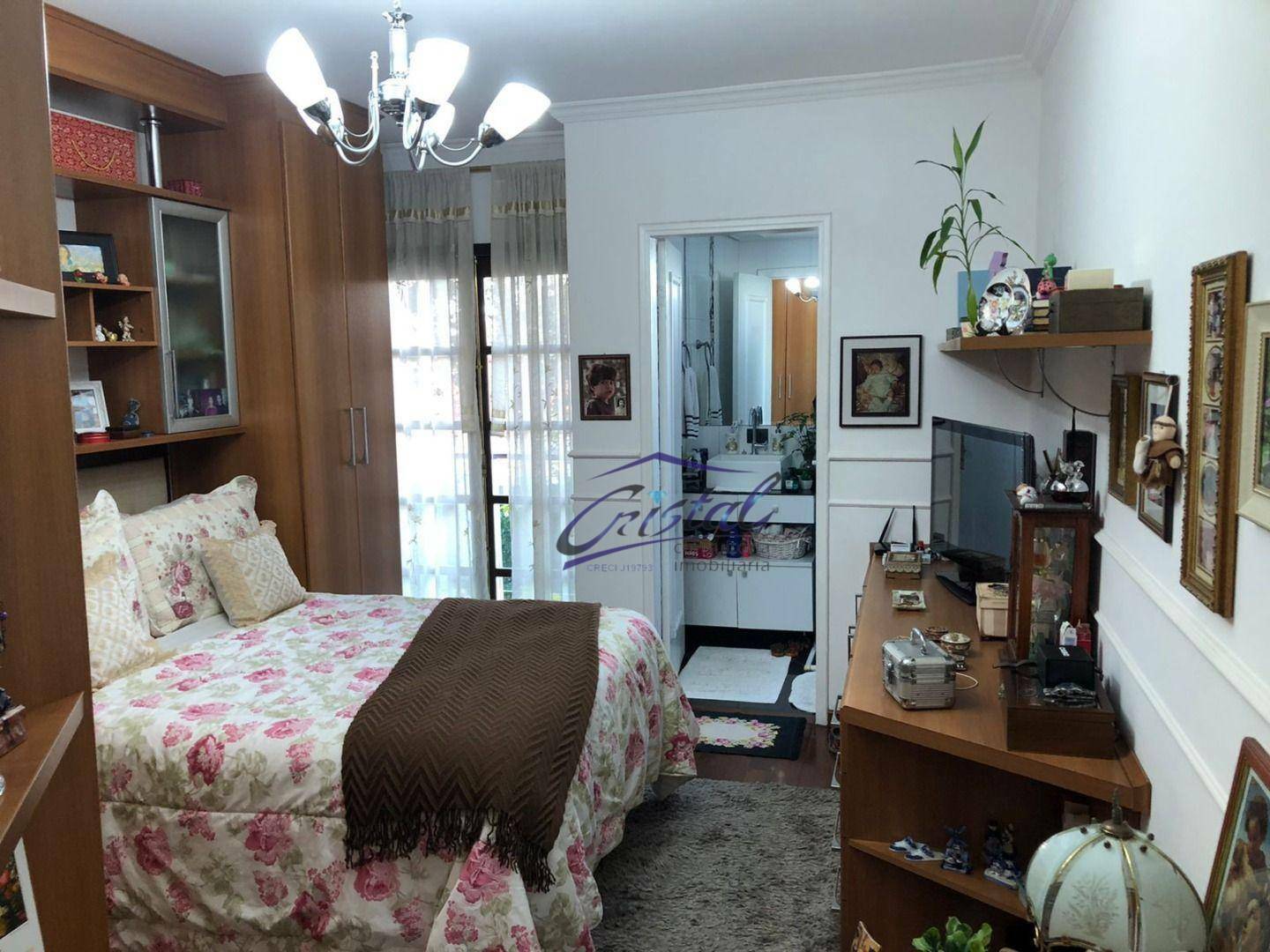 Casa à venda com 3 quartos, 217m² - Foto 14