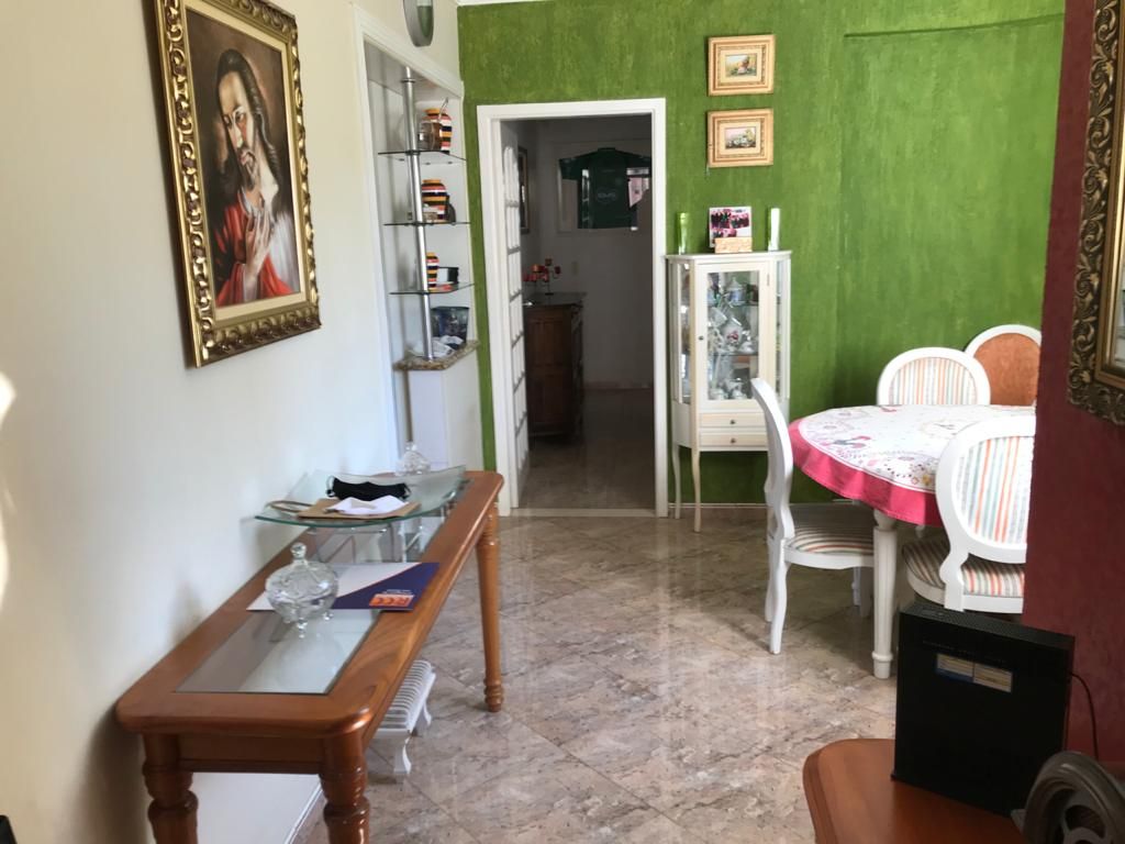 Apartamento à venda com 3 quartos, 165m² - Foto 2