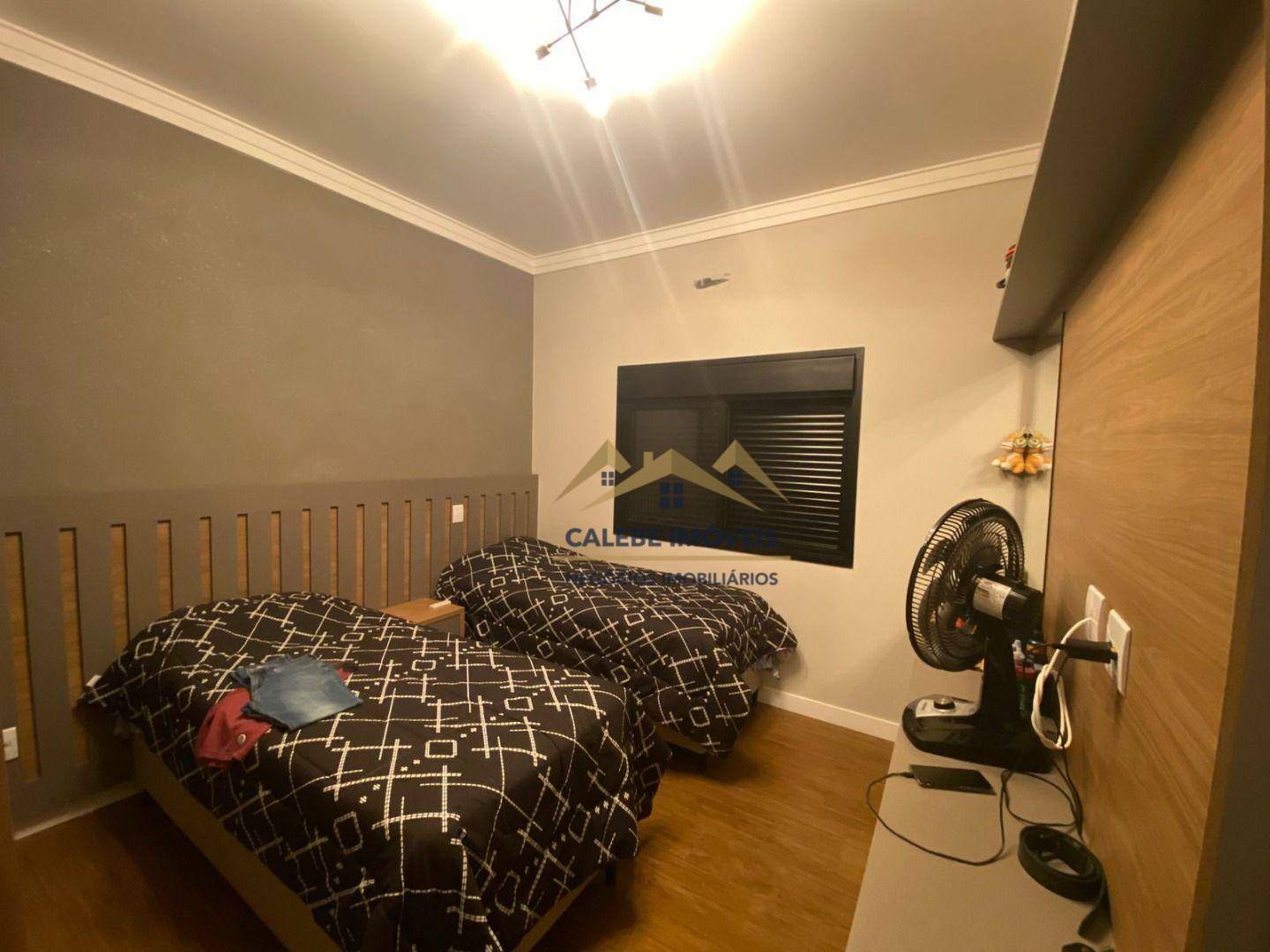 Casa de Condomínio à venda com 4 quartos, 220m² - Foto 38