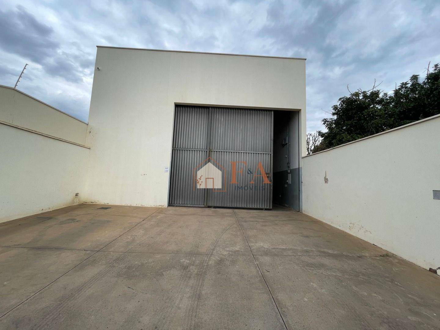 Depósito-Galpão-Armazém à venda, 319m² - Foto 12