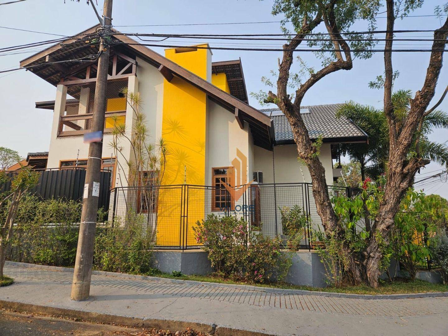 Casa à venda com 3 quartos, 333m² - Foto 2