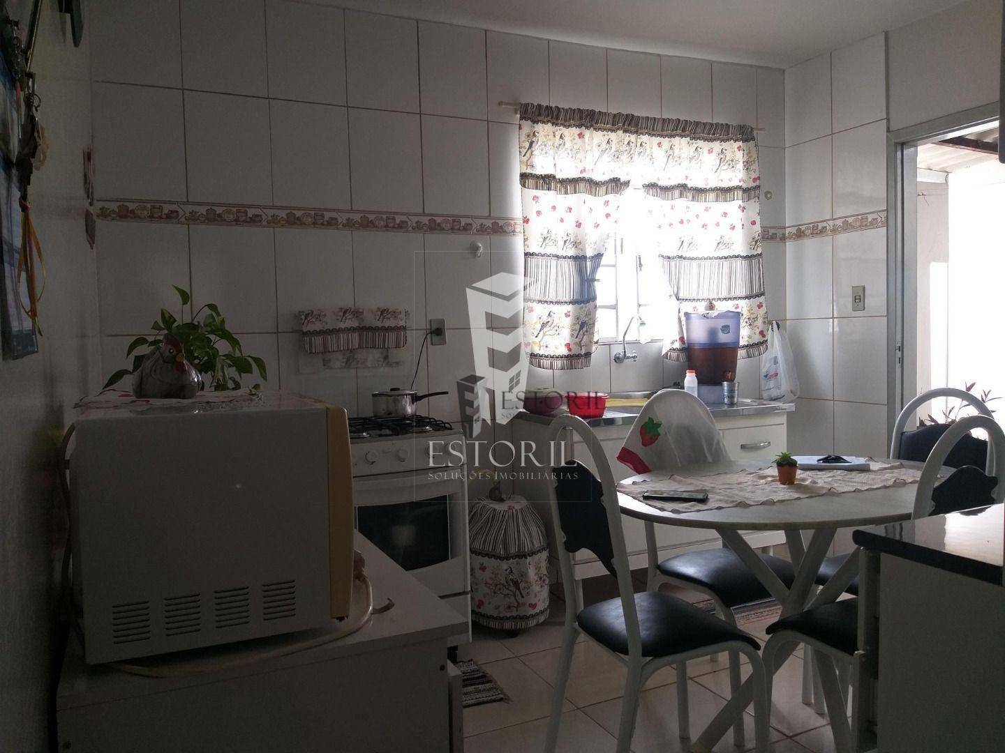 Casa à venda com 2 quartos, 200m² - Foto 18