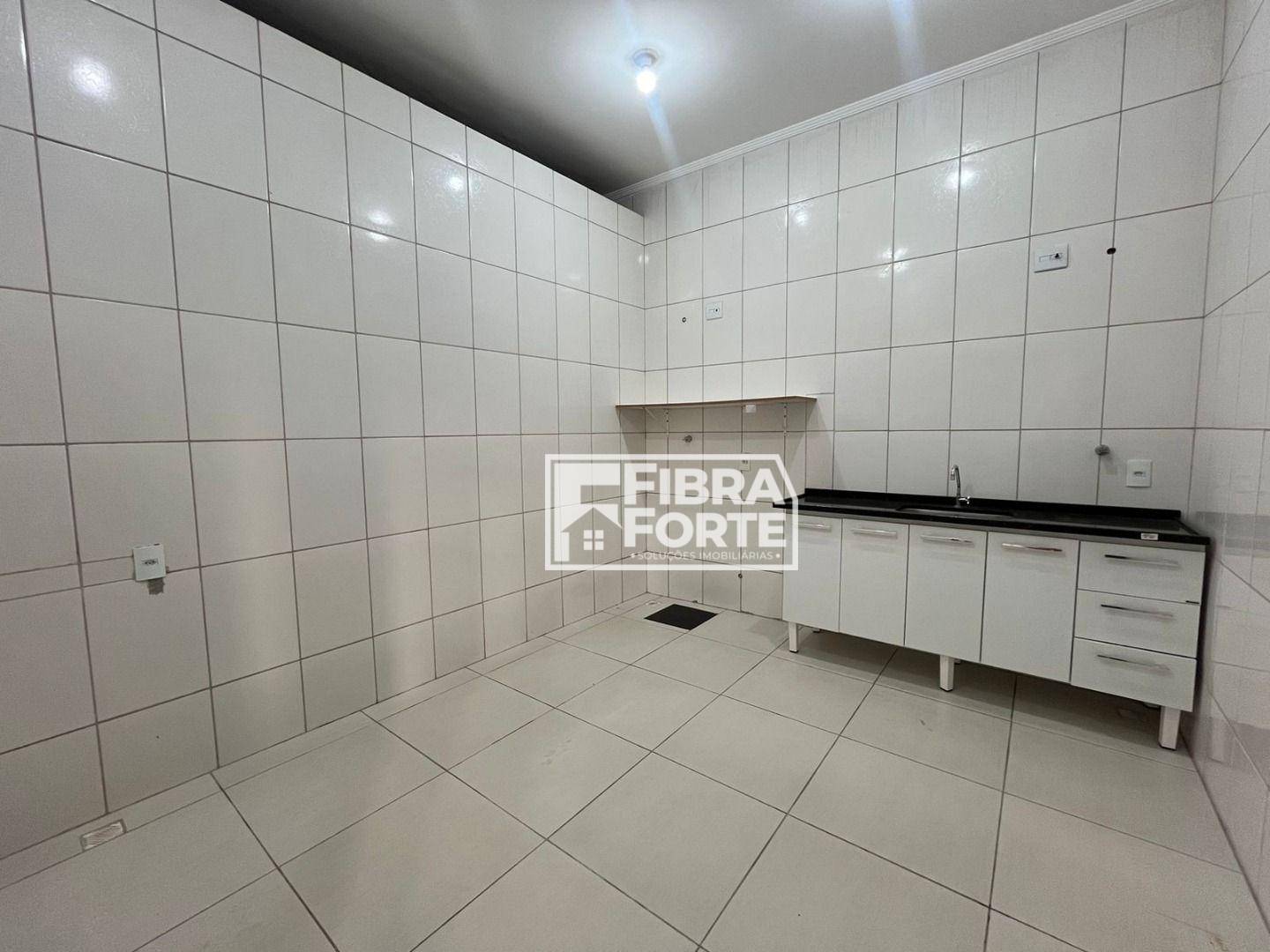 Depósito-Galpão-Armazém para alugar, 628m² - Foto 24