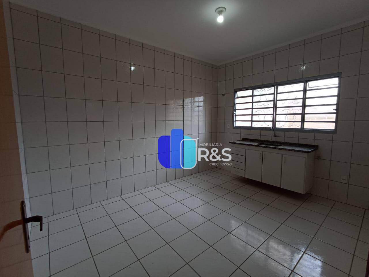 Apartamento para alugar com 2 quartos, 60m² - Foto 4