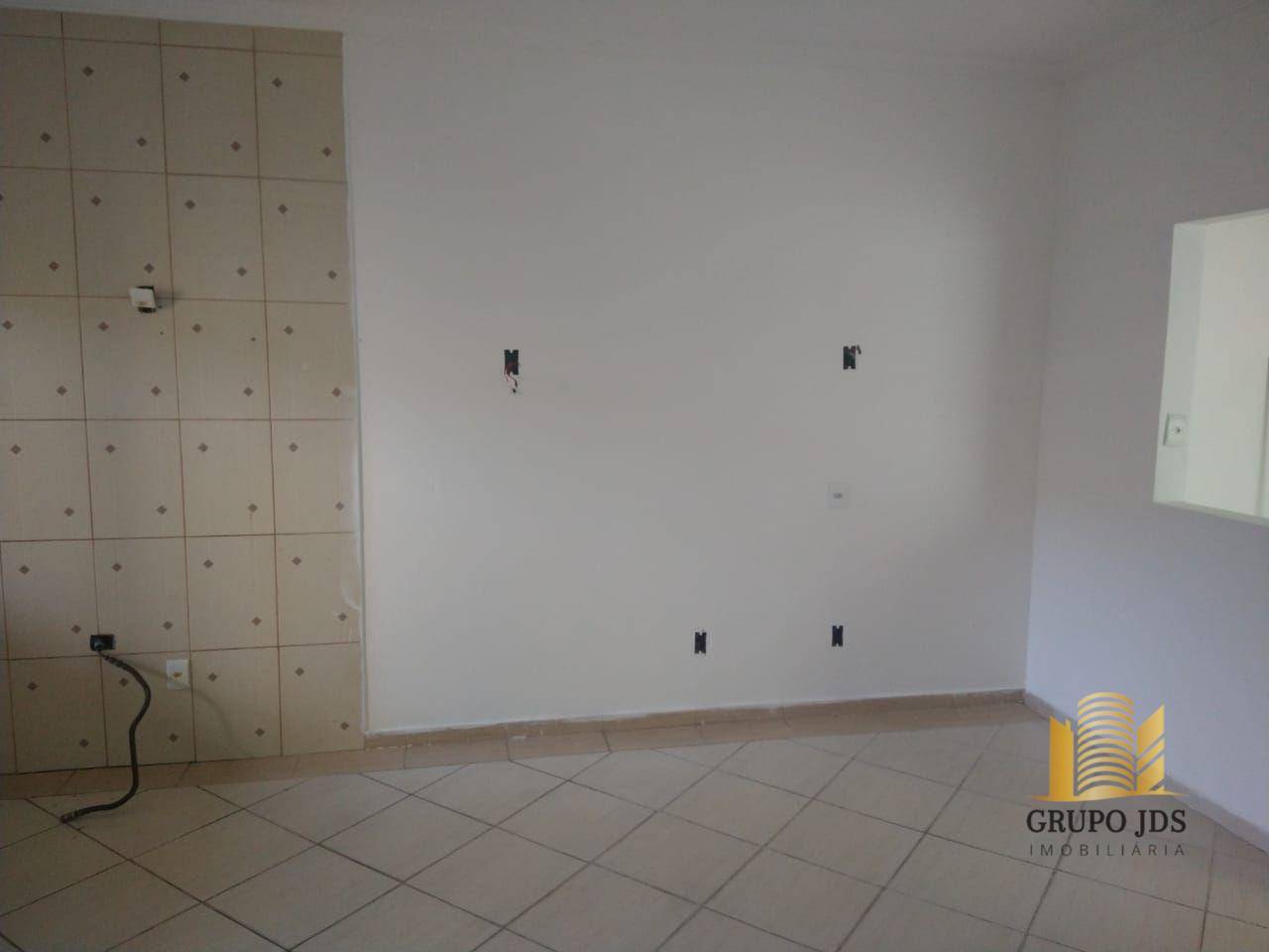 Casa à venda com 2 quartos, 110m² - Foto 12