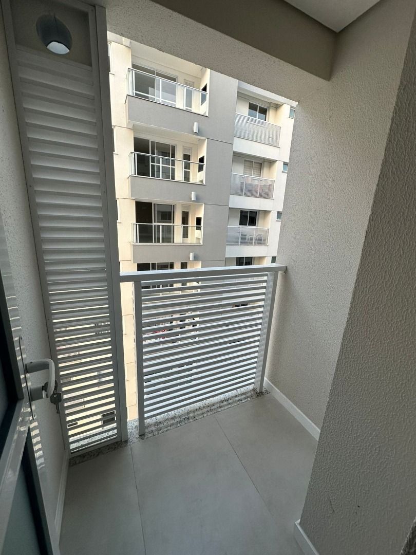 Apartamento à venda com 3 quartos, 86m² - Foto 7