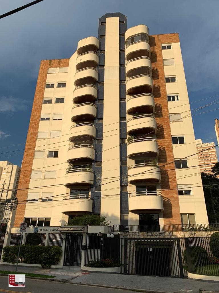 Apartamento à venda com 3 quartos, 137m² - Foto 10