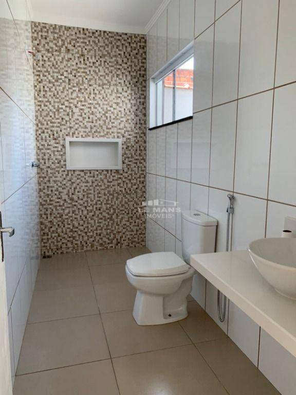 Casa à venda com 2 quartos, 90m² - Foto 13