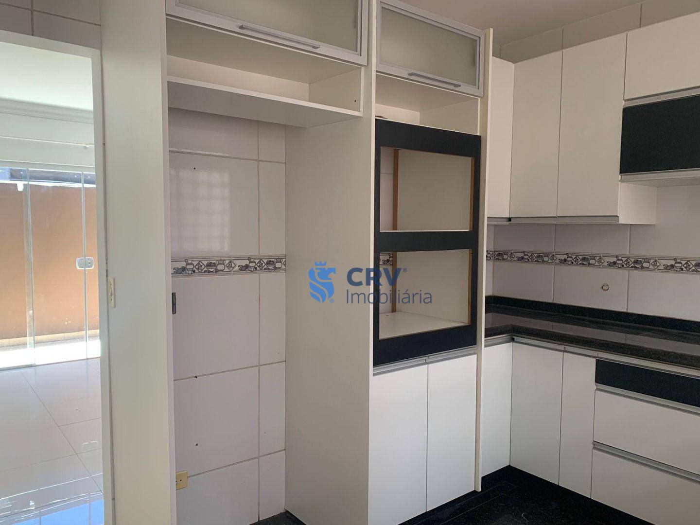 Casa à venda com 5 quartos, 180m² - Foto 6