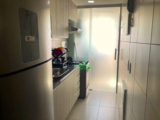 Apartamento à venda com 3 quartos, 105m² - Foto 8