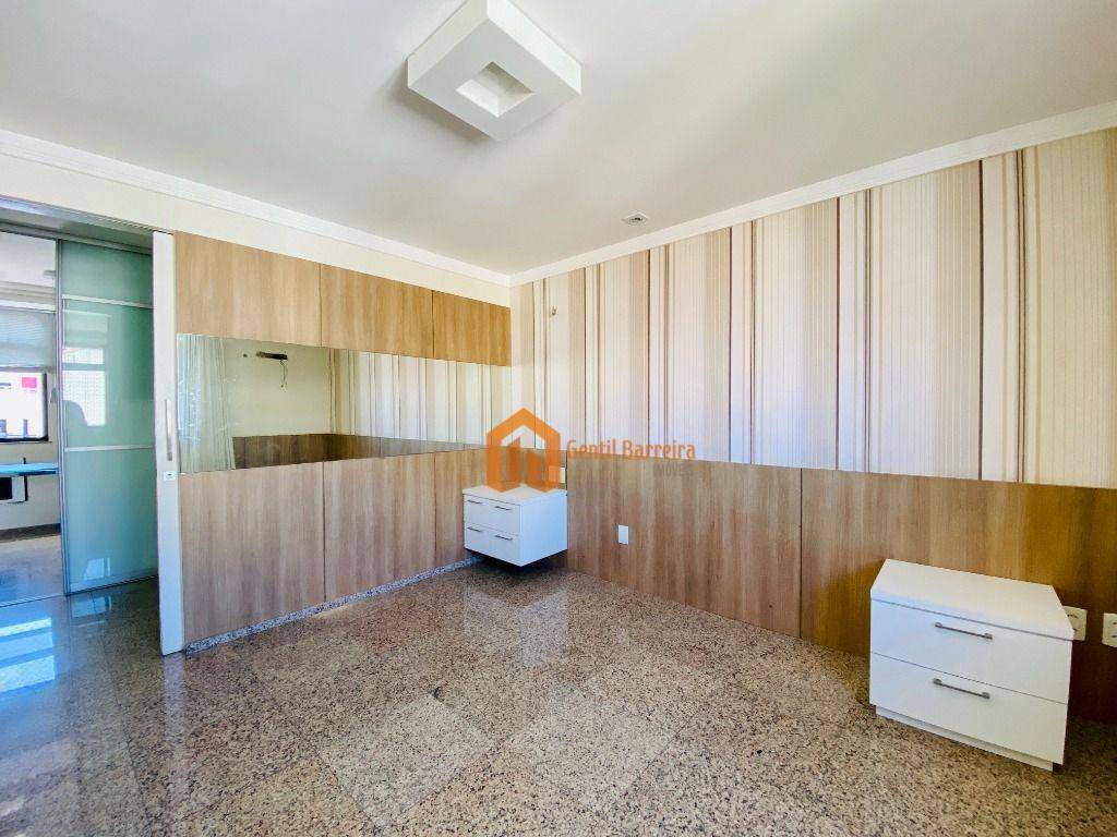 Apartamento à venda com 3 quartos, 165m² - Foto 33