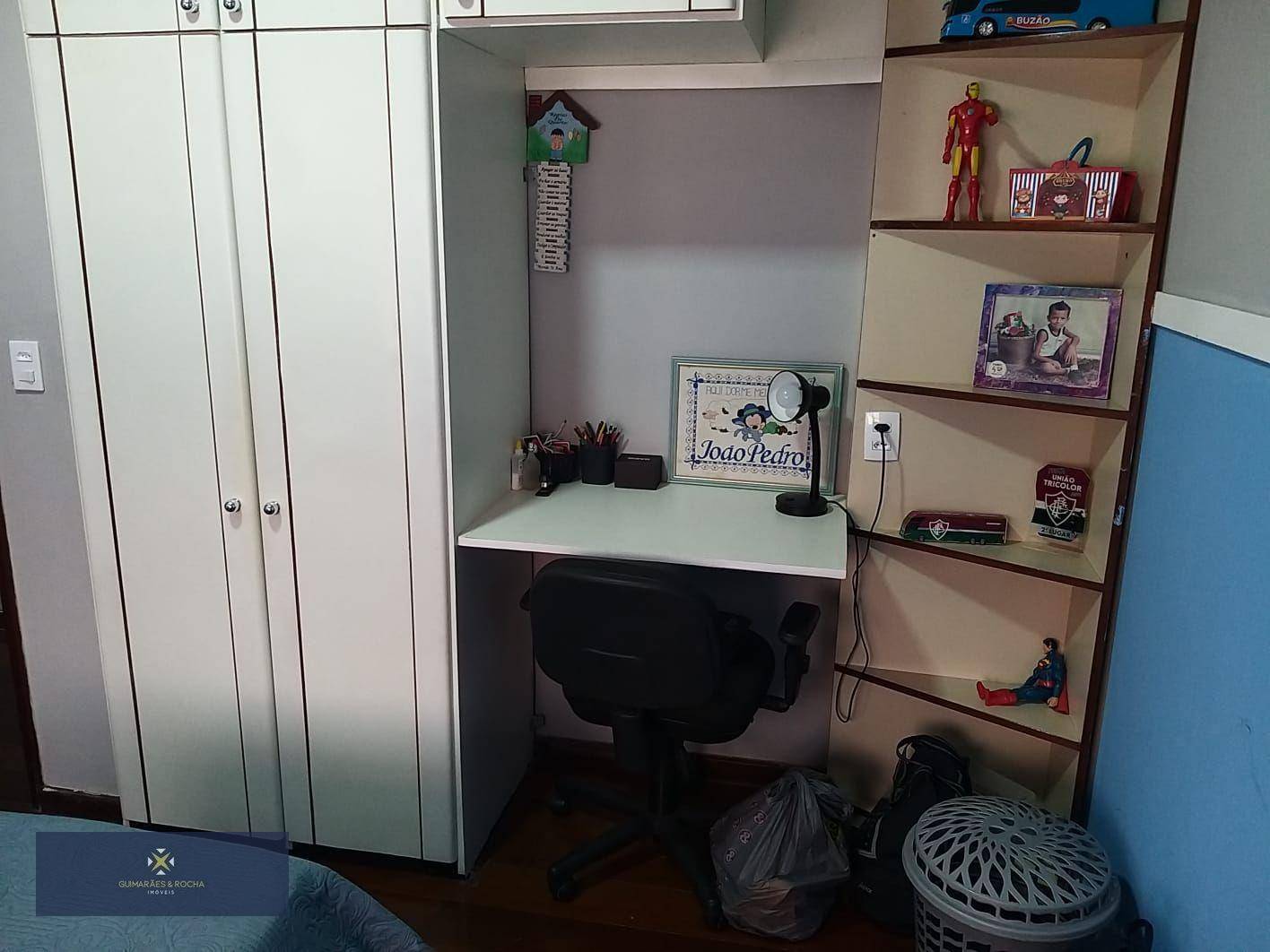 Apartamento à venda com 3 quartos, 160m² - Foto 8