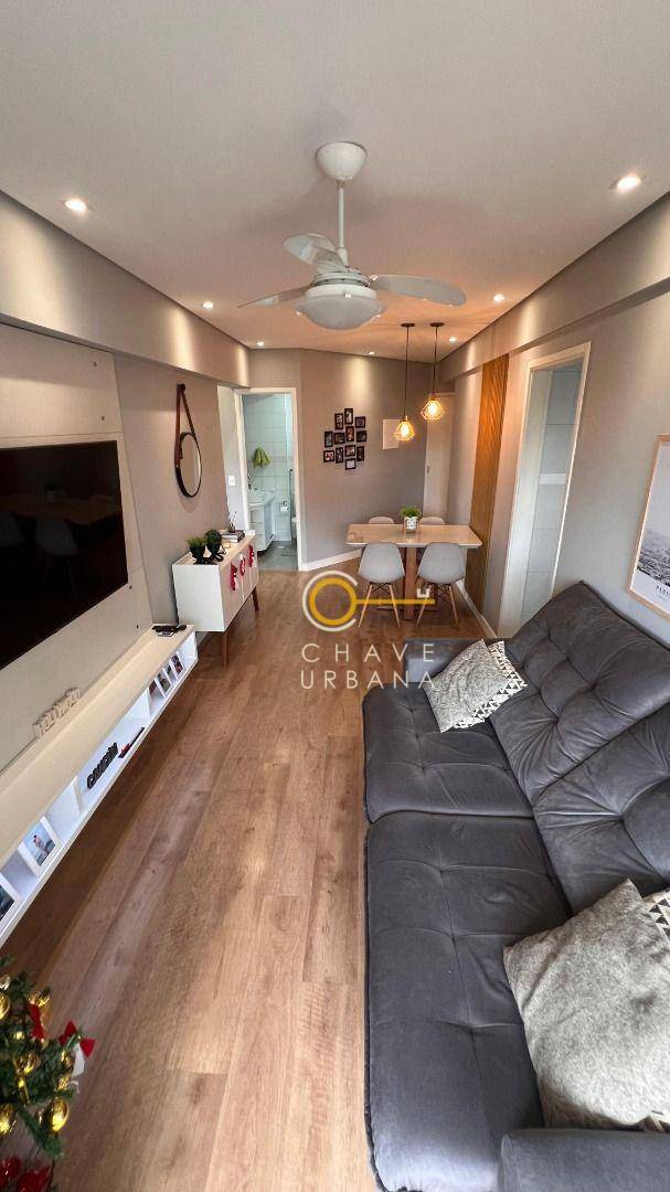 Apartamento à venda com 2 quartos, 60m² - Foto 2