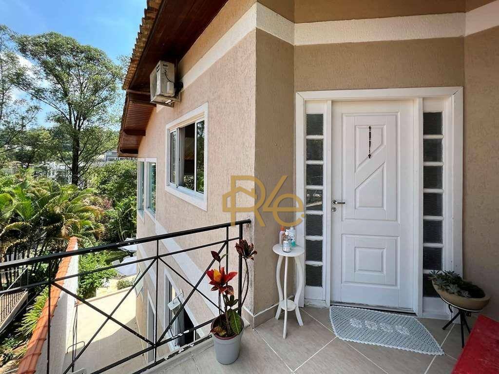 Casa de Condomínio à venda com 4 quartos, 400m² - Foto 6