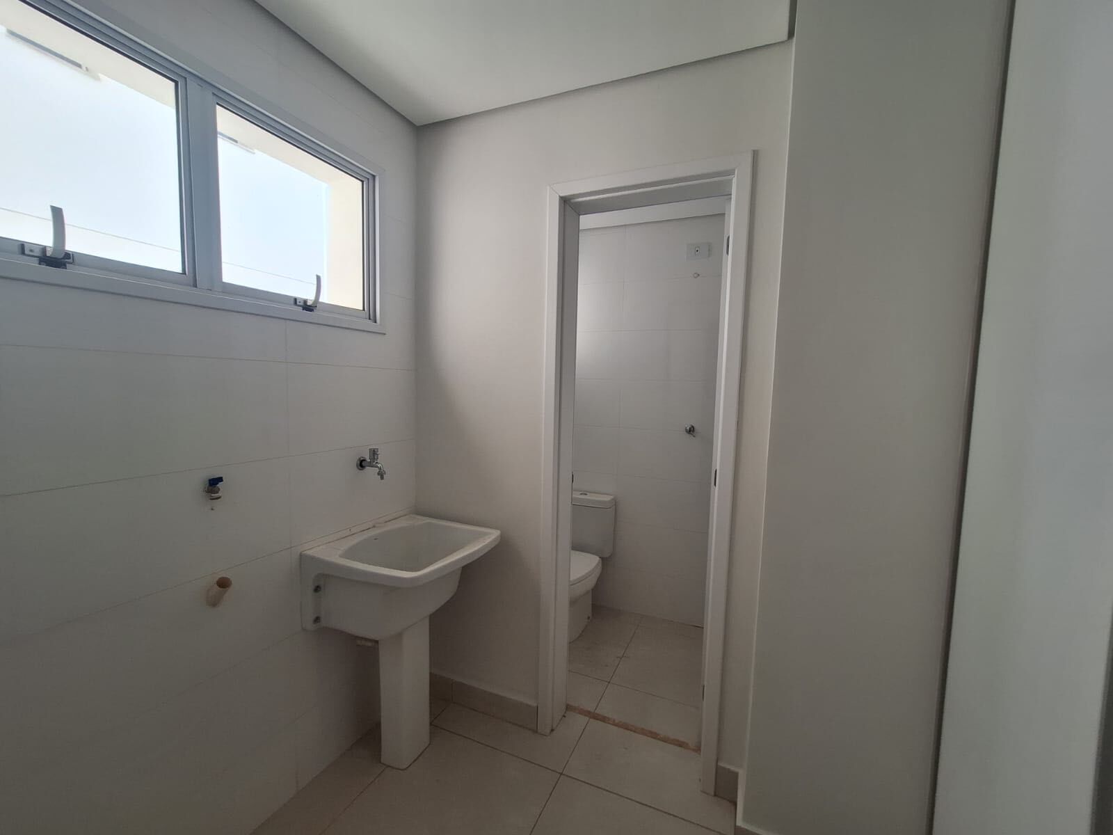 Apartamento para alugar com 3 quartos, 89m² - Foto 12