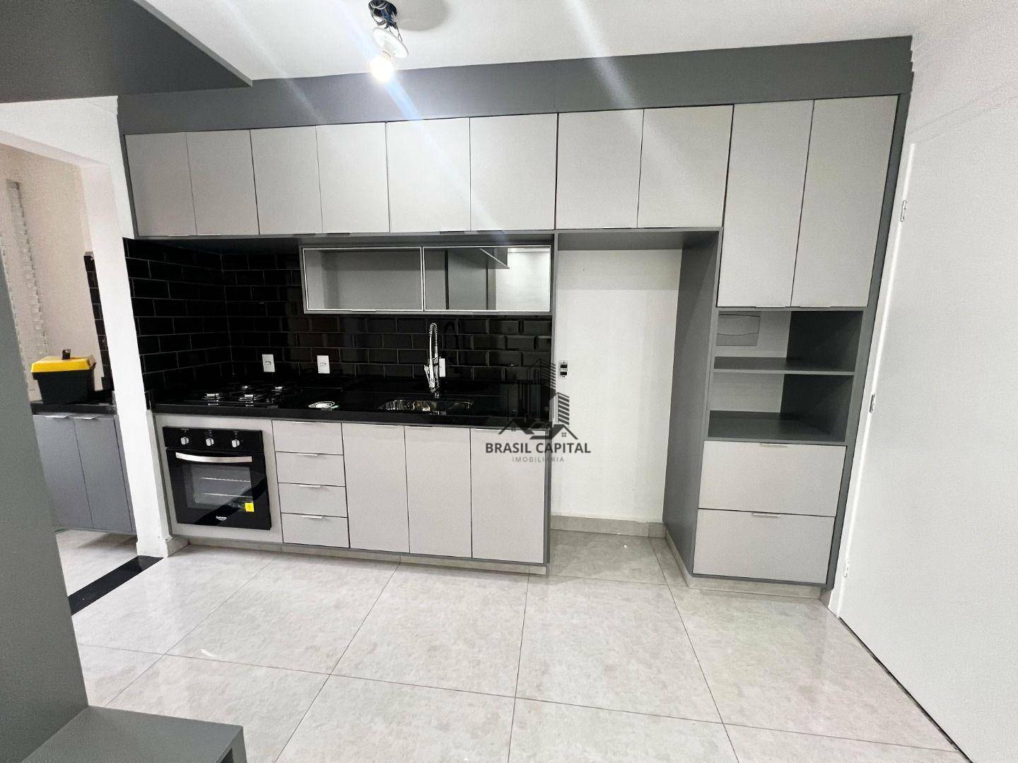 Apartamento à venda com 2 quartos, 42m² - Foto 2