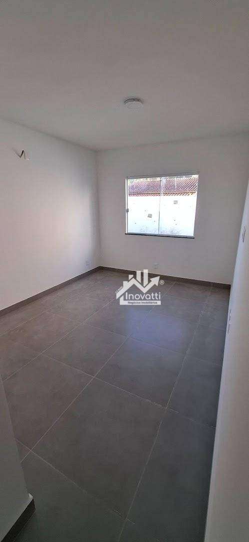 Casa à venda com 3 quartos, 100m² - Foto 17