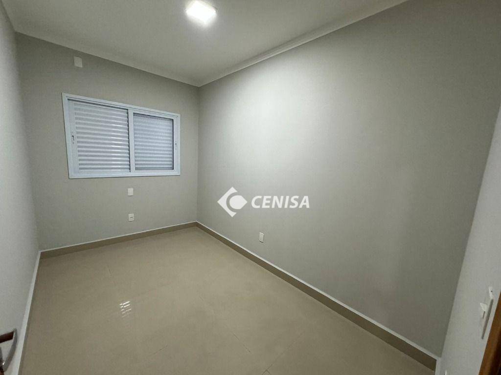 Casa à venda com 3 quartos, 138m² - Foto 7