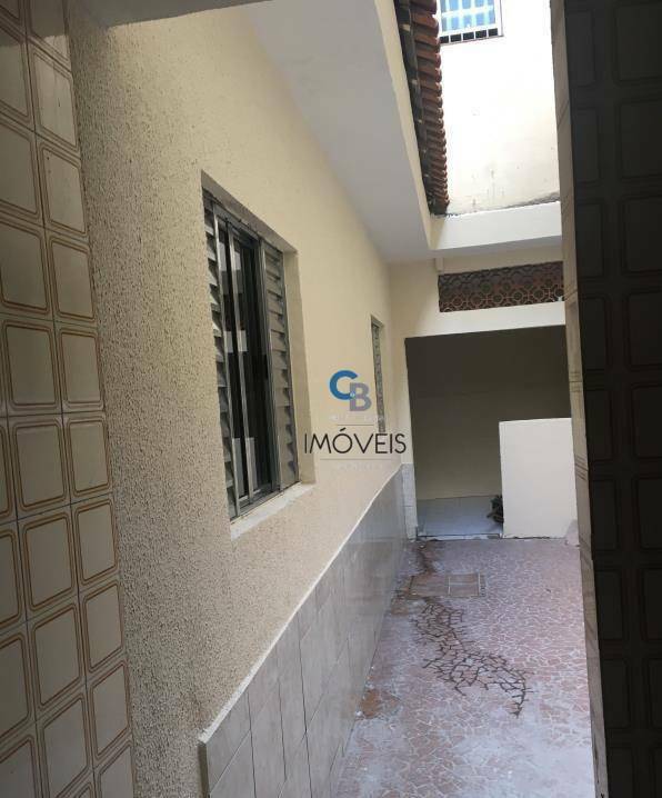 Casa à venda com 5 quartos, 300m² - Foto 10