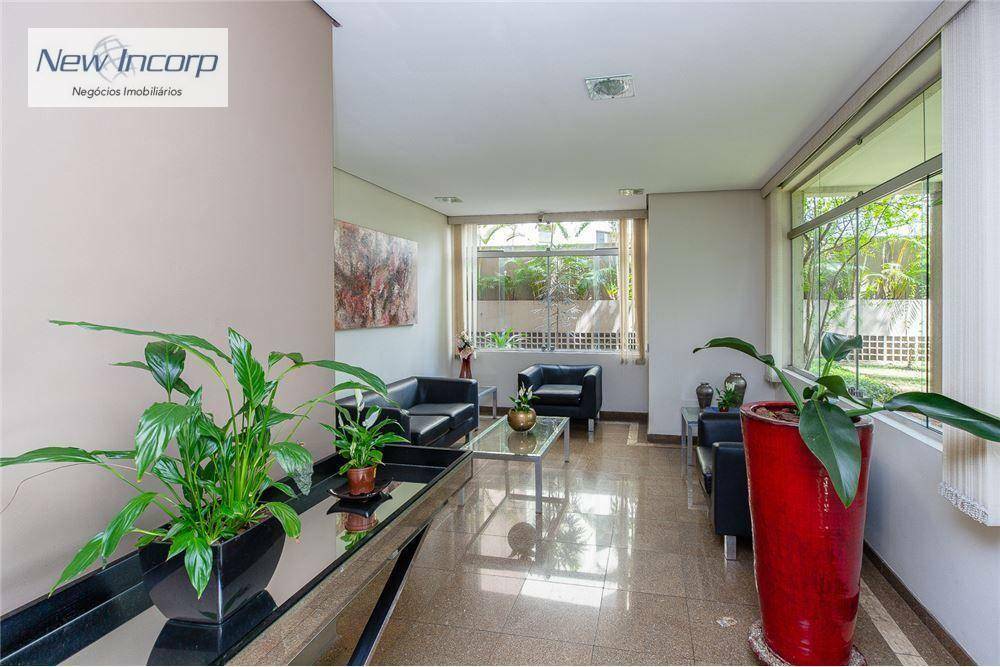 Apartamento à venda com 2 quartos, 67m² - Foto 12