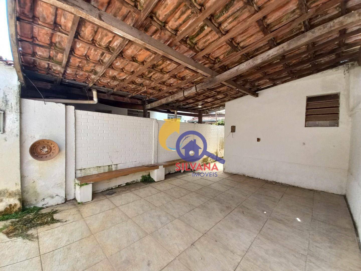 Casa para alugar com 3 quartos, 294m² - Foto 10