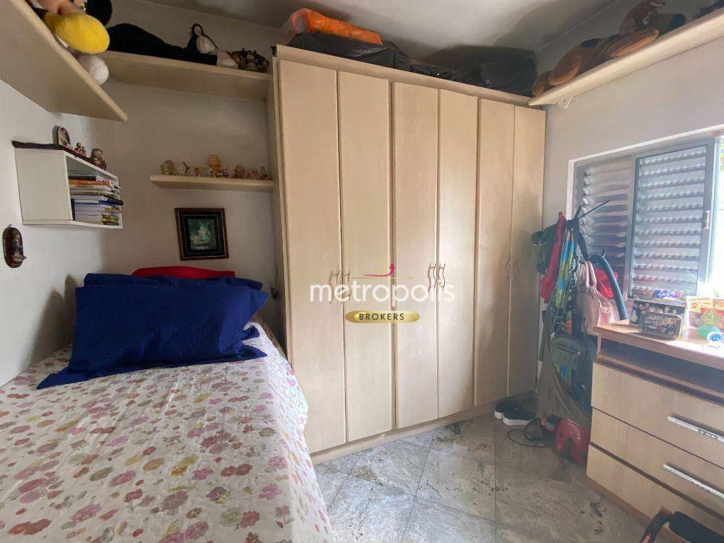 Casa à venda com 3 quartos, 241m² - Foto 15