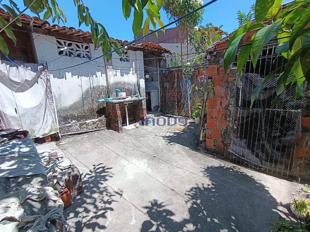 Casa à venda com 2 quartos, 122m² - Foto 22